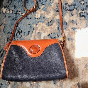 Dooney and & Bourke Dark Navy Tan Leather Vintage Handbag Shoulder Crossbody Bag